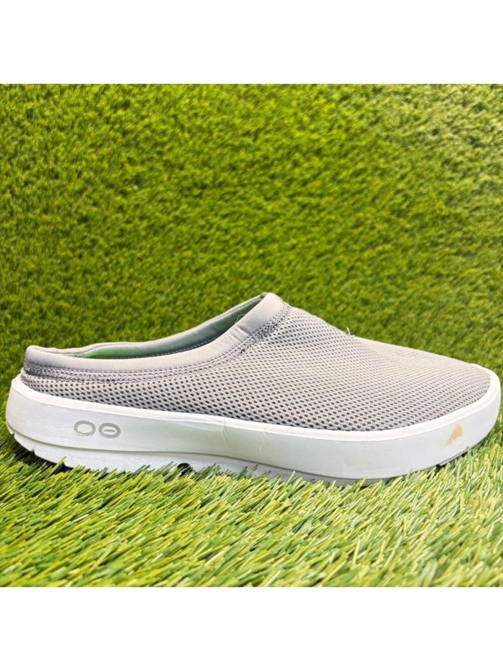 OOFOS OOcoozie Sport Mule Mens Size 10 Gray White Casual Slip On Recovery Shoes